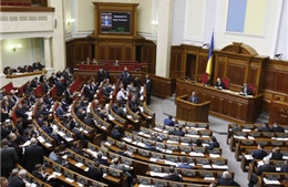 Đảng nào hiện diện trong Quốc hội mới của Ukraine